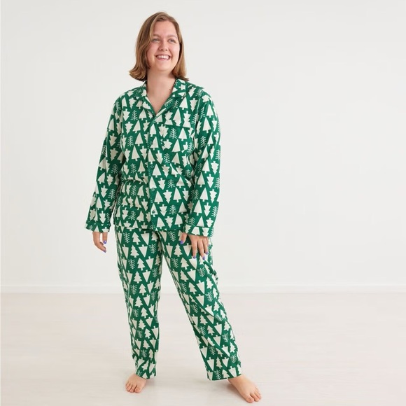 ⚡️Like-New⚡️Hanna Andersson Green and White Flannel Pajama Set - Picture 4 of 8